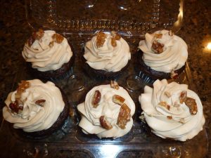 GLIMG-Pralines and Cream cupcakes